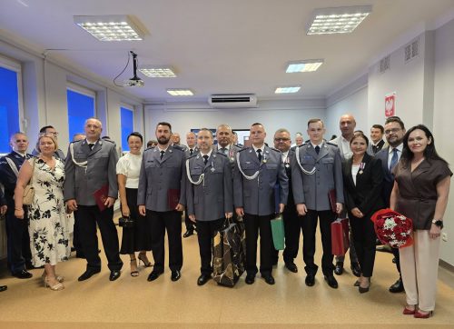 Awanse, odznaczenia i wyjątkowy jubileusz. Szydłowieccy policjanci uczcili swoje święto