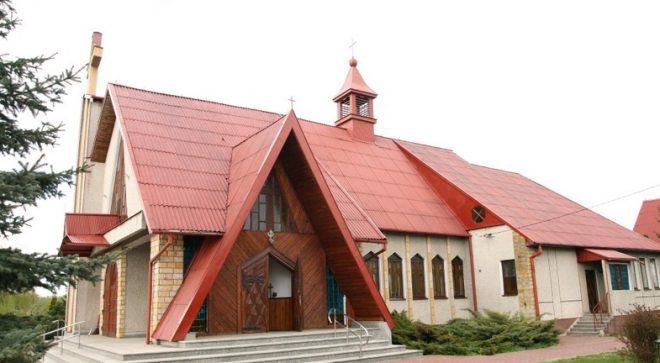 Parafia Matki Boskiej Bolesnej w Sadku