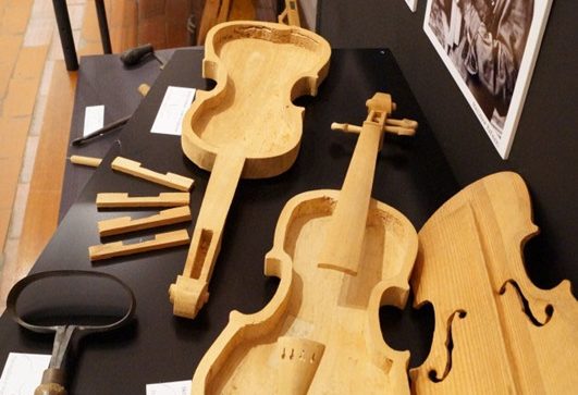 „Przez trzy pokolenia” – przedstawia Muzeum Ludowych Instrumentów Muzycznych