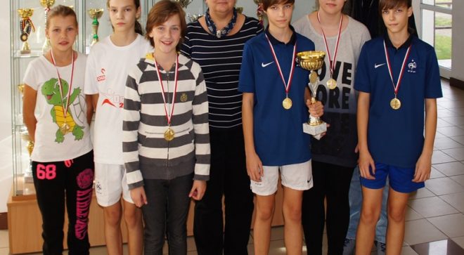 Szydłowieckie dziewczęta najlepsze w piłce nożnej