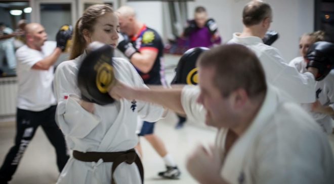 Bokserski trening karateków z MUSHIN