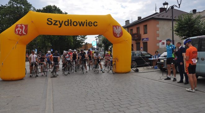 III etap wyścigu kolarskiego, startował z Szydłowca