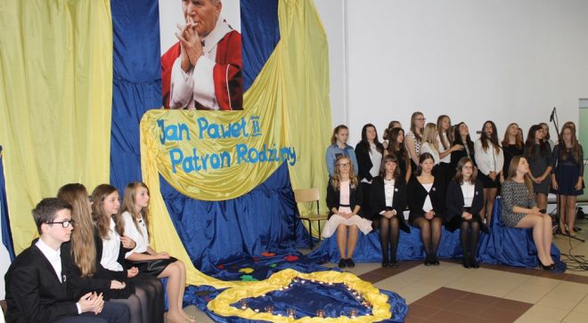 ZS im. Jana Pawła II wspominał swojego patrona