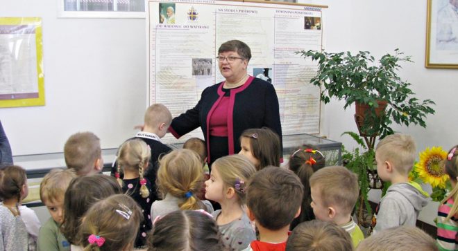 Dziecięce zabawy z krasnalem Radusiem