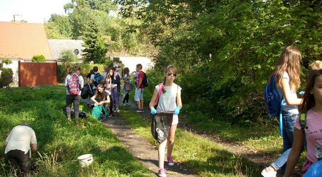 Sprzątanie Świata w ZS im. Jana Pawła II