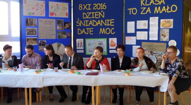 „\u015aniadanie ma moc”