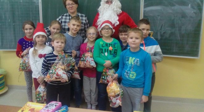 Święty Mikołaj u dzieciaków w Wysokiej