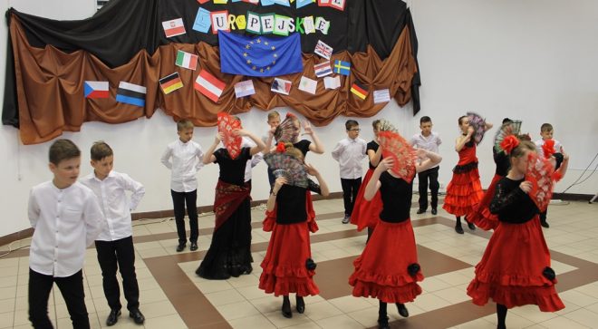 „Tańczyć każdy może…” – taneczne wędrówki po Europie