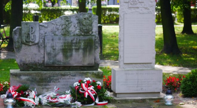 Szydłowiec upamiętnił powstanie Państwa Podziemnego i Tajnej Organizacji Nauczycielskiej
