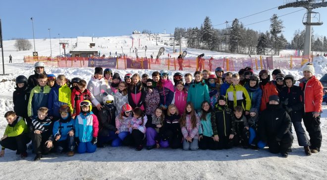 Młodzież z PSP im. Jana Pawła II szusowała po stokach w Poroninie