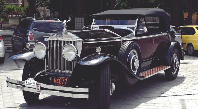 Zabytkowe Rolls-Royce’y z klubu 20-Ghost Club przyjechały do Szydłowca Zabytkowe Rolls-Royce’y z klubu 20-Ghost Club przyjechały do Szydłowca