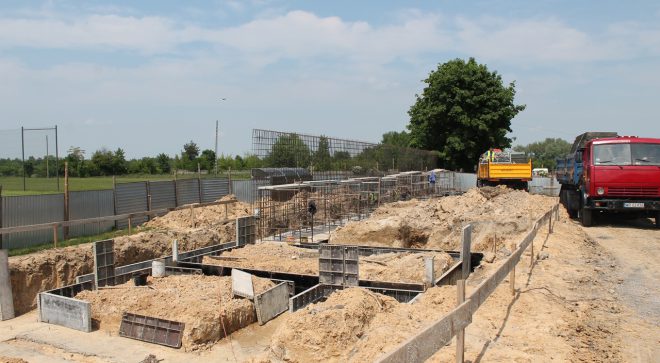 Trwają pracy przy budowie zaplecza stadionu „Szydłowianki”