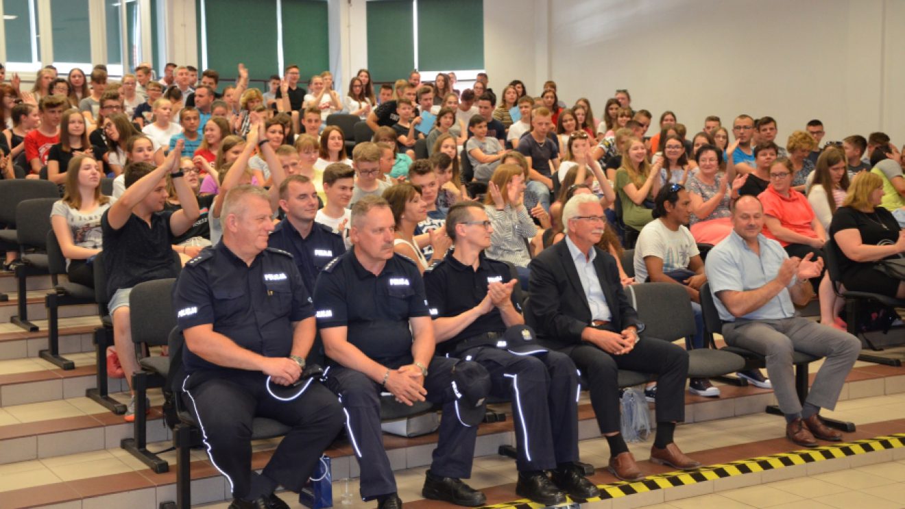 Uczniowie wzięli udział w koncercie profilaktycznym Uczniowie wzięli udział w koncercie profilaktycznym