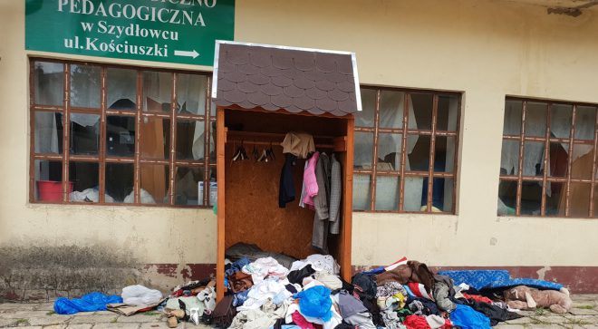 Straszny syf przy „szafie wymiany ciepła”