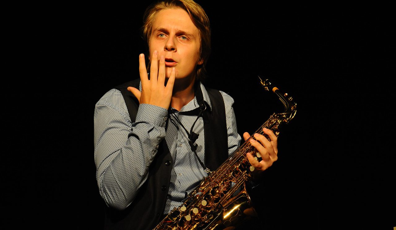 Wojciech Urbaniak w monodramie „Saksofonista” Wojciech Urbaniak w monodramie „Saksofonista”