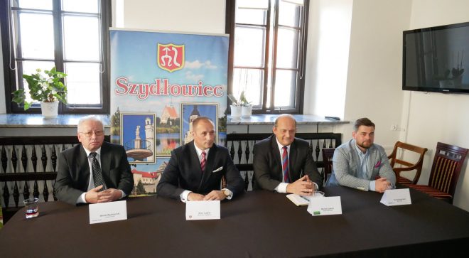 Konferencja prasowa w ratuszu szydłowieckim
