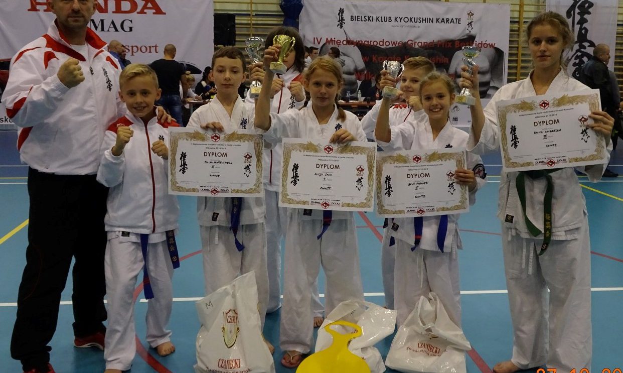 4 medale szydłowieckich karateków! 4 medale szydłowieckich karateków!