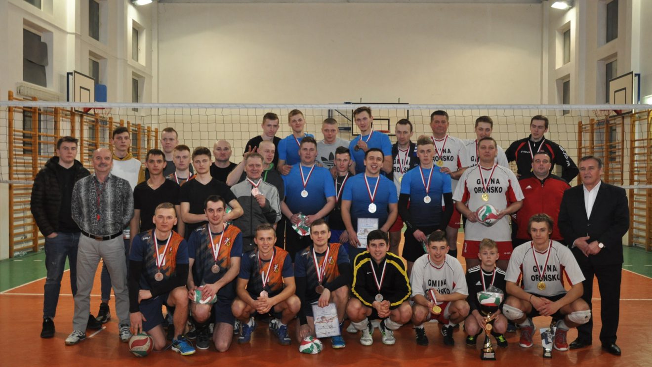 Siatkarskie zmagania w Orońsku