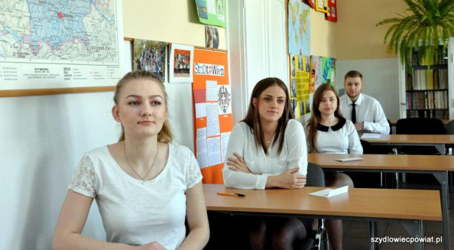 Polecamy nasze szkoły! Zespół Szkół Ogólnokształcących im. Henryka Sienkiewicza w Szydłowcu