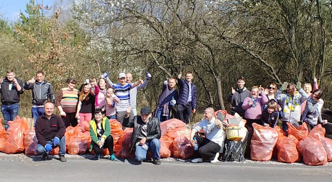 #TrashChallenge zatacza coraz szersze kręgi