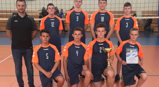 Bardzo dobry występ szydłowieckich siatkarzy