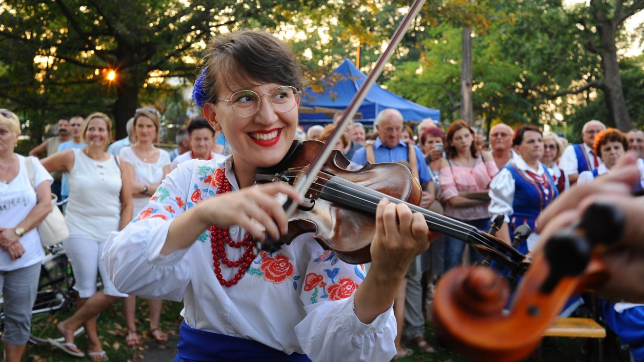 XXVII Przegląd Kapel i Zespołów Ludowych Stylizowanych im. Jana Derlety w Szydłowcu – relacja