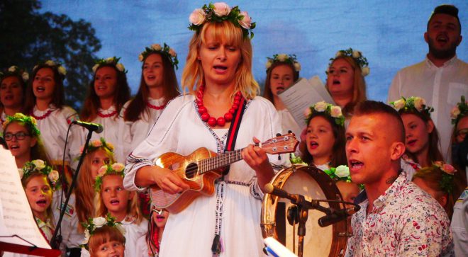 5-lat Młodzieżowego Zespołu Ludowego GUZOWIANKI