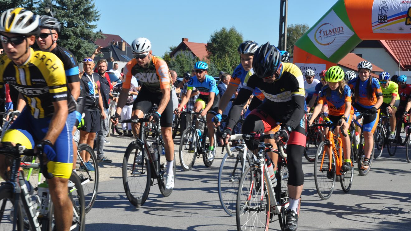 Ścigali się „O Konar Dębu Czwartaka”