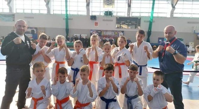 Medale szydłowieckich karateków