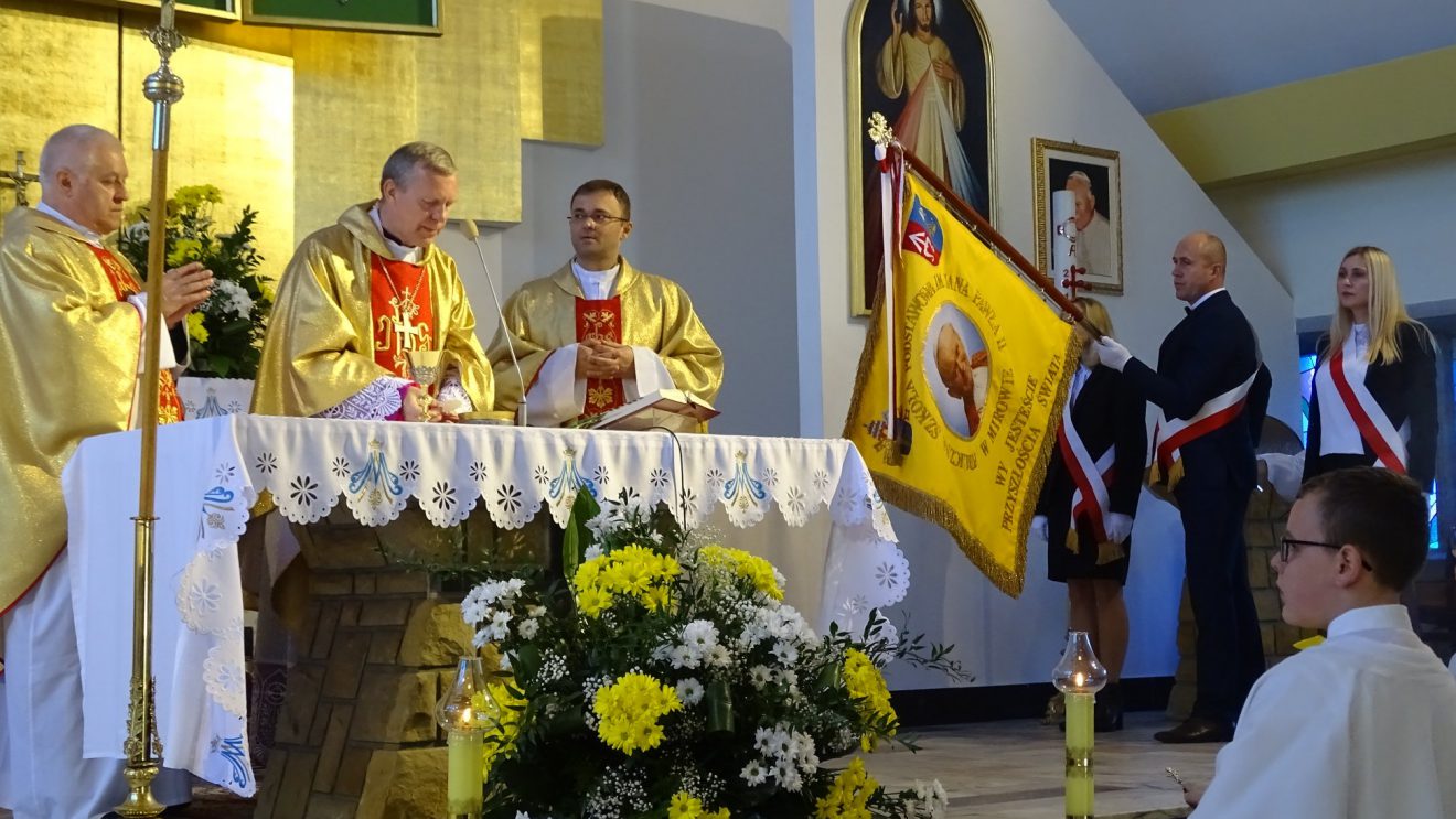 Jan Paweł II patronem szkoły w Mirowie