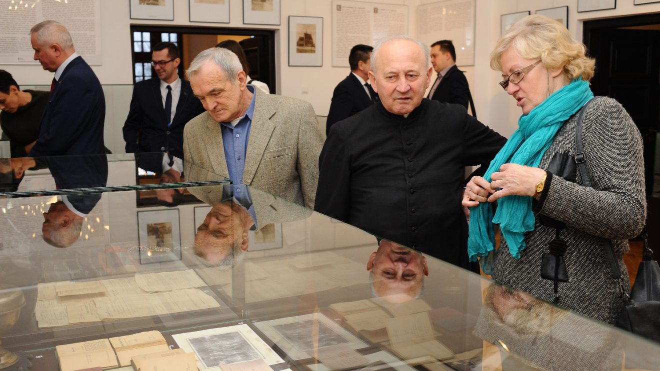 Pracownia Historii Szydłowca online