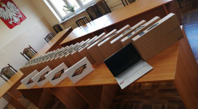 Gmina Orońsko pozyskała dofinansowanie na zakup sprzętu do zdalnej nauki