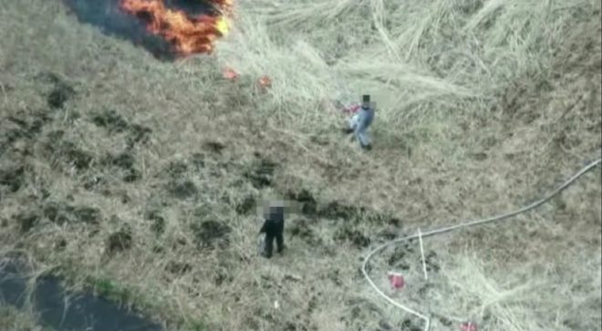 Policyjny dron namierzył podpalaczy (video)