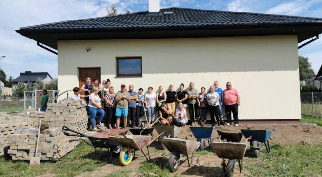 Wspólna praca mieszkańców Bieszkowa Dolnego
