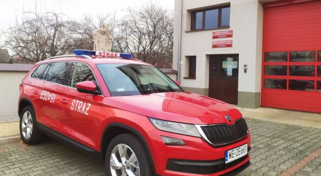 Nowy samochód w szydłowieckiej straży pożarnej