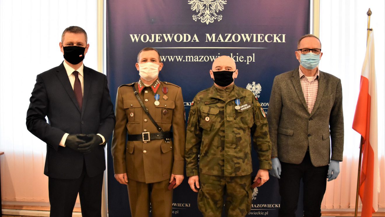 Roman Burek i Andrzej Górski odznaczeni Medalem Stulecia Odzyskanej Niepodległości