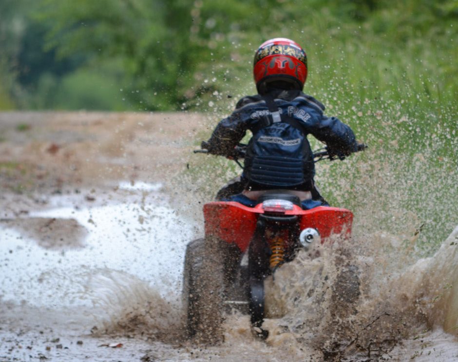 Quad, motorower – dobry prezent dla dziecka?