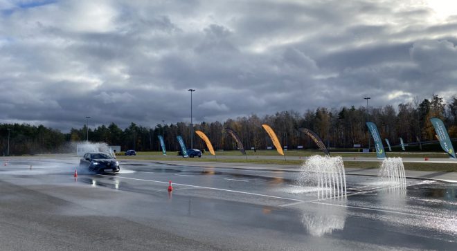 Nawet 2400 kierowców skorzysta ze szkoleń na Torze Modlin