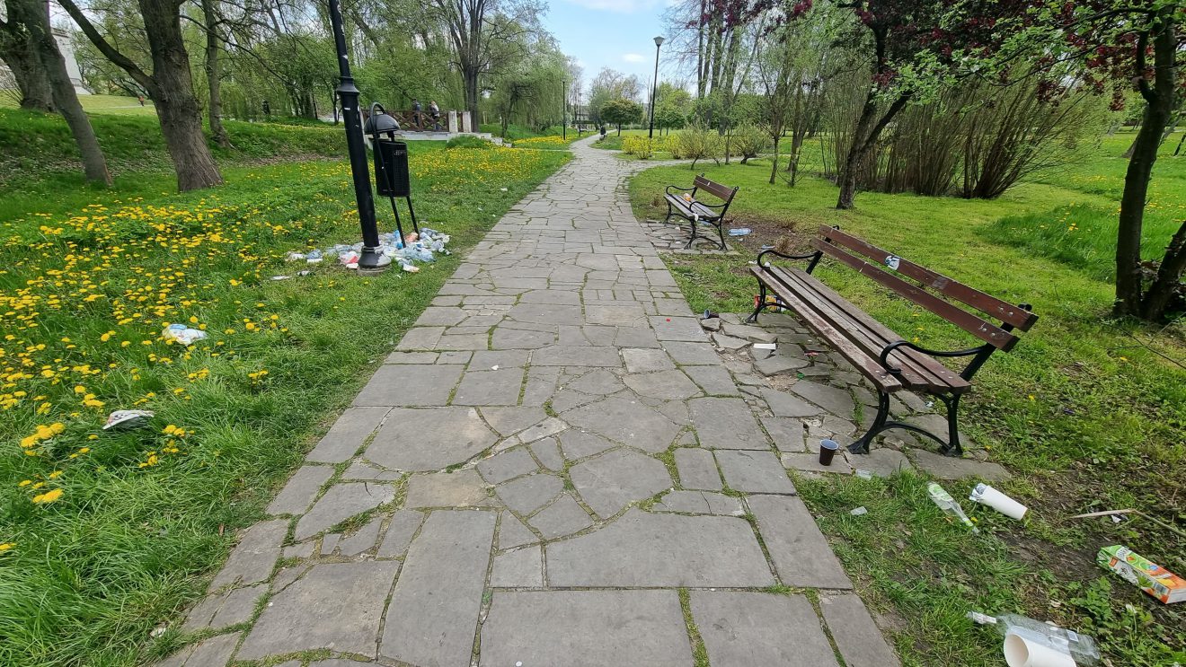 Urząd Miejski reaguje na bałagan w Parku Radziwiłłowskim