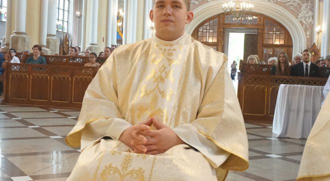 Tomasz Walasik z gminy Jastrząb przyjął święcenia diakonatu.