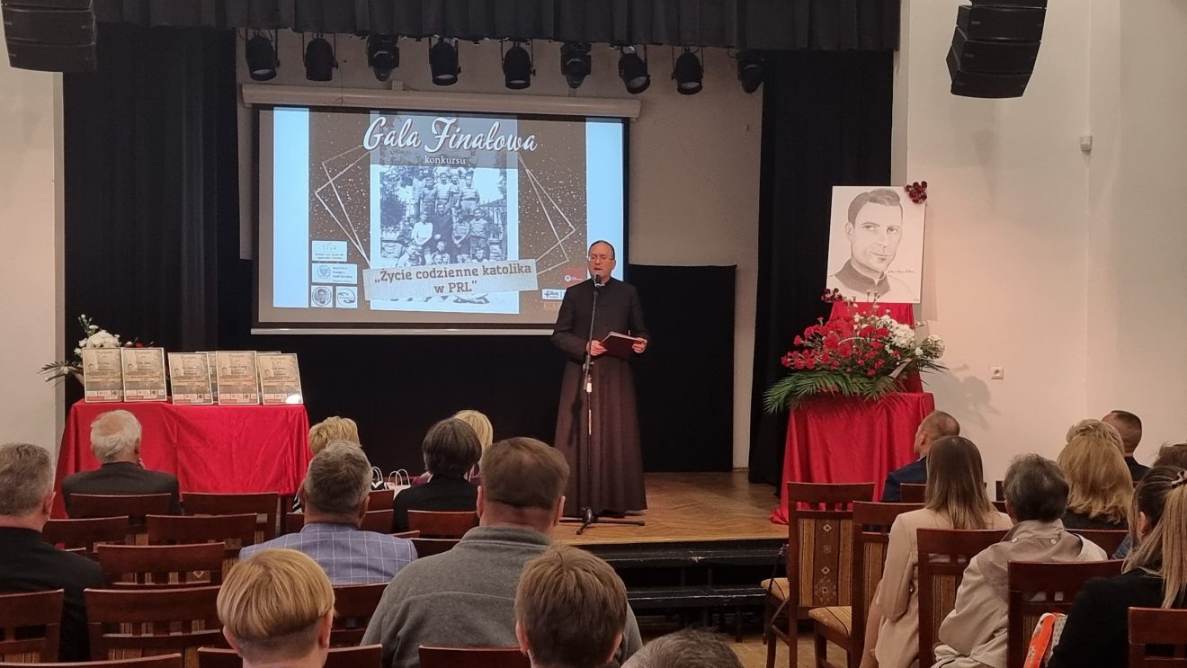 Rozstrzygnięcie konkursu ” Życie Katolika w PRL”