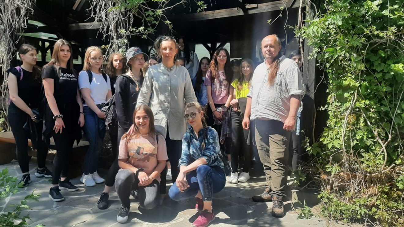 Zioła i rośliny dziko rosnące – warsztaty kulinarne w Pałacu Odrowążów w Chlewiskach