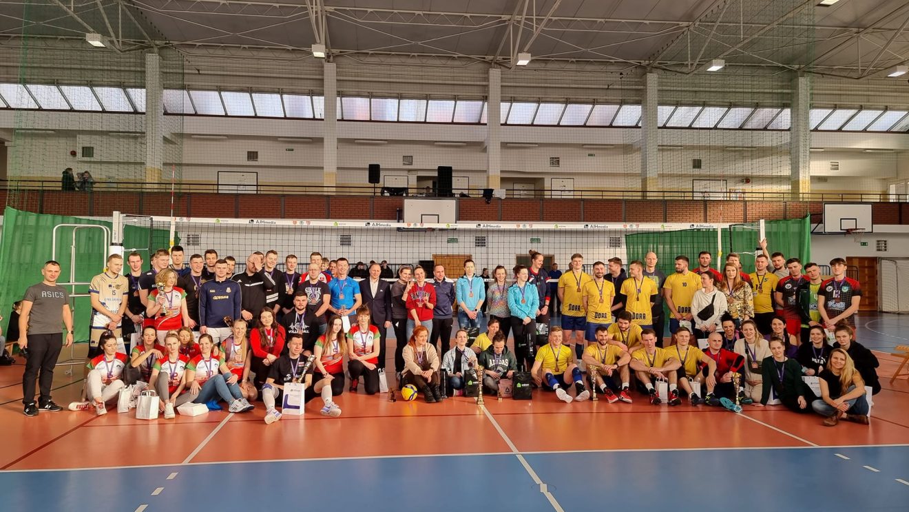 XI Ogólnopolski Turniej Piłki Siatkowej Kobiet i Mężczyzn w Szydłowcu