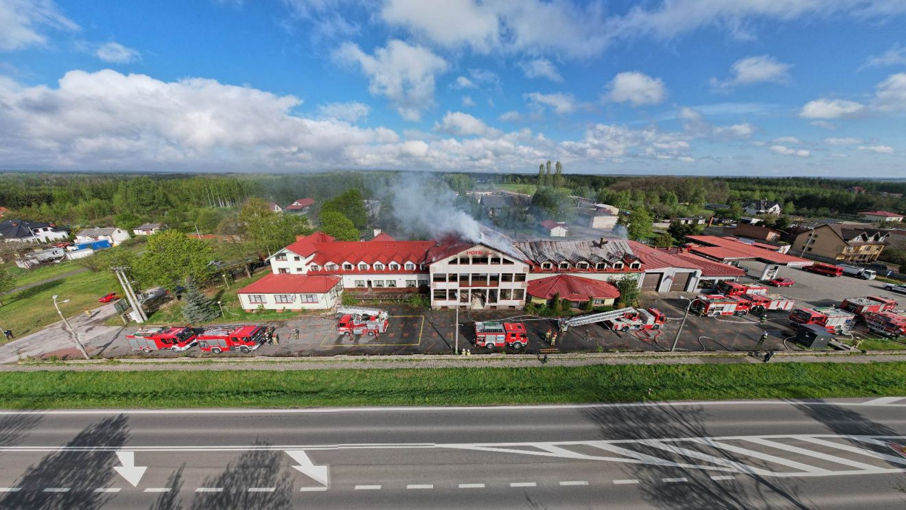 Pożar kompleksu hotelowego, dawnego zajazdu „Iguś” w Szydłowcu