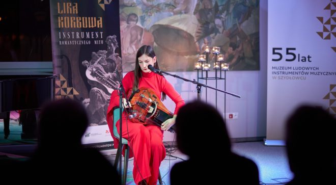 Koncert Malwiny Paszek w Muzeum Ludowych Instrumentów Muzycznych w Szydłowcu