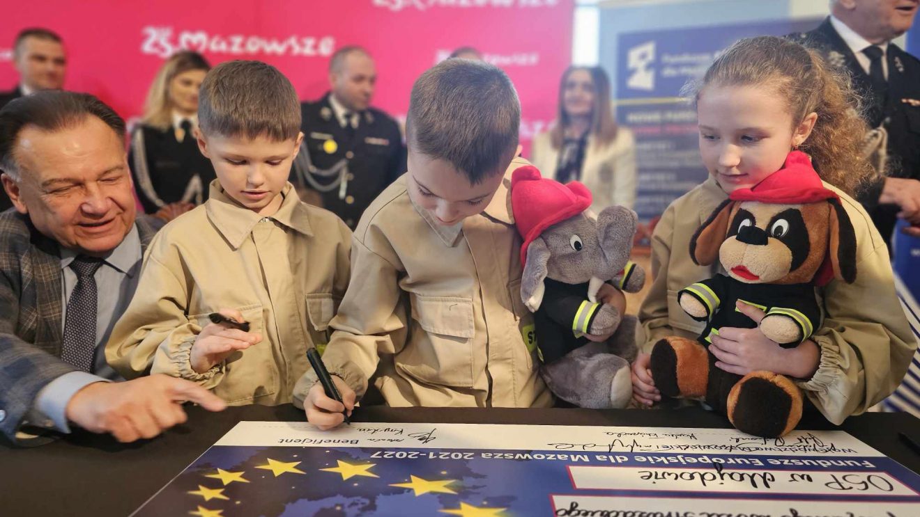 Jednostki OSP z terenu powiatu szydłowieckiego otrzymały wsparcie