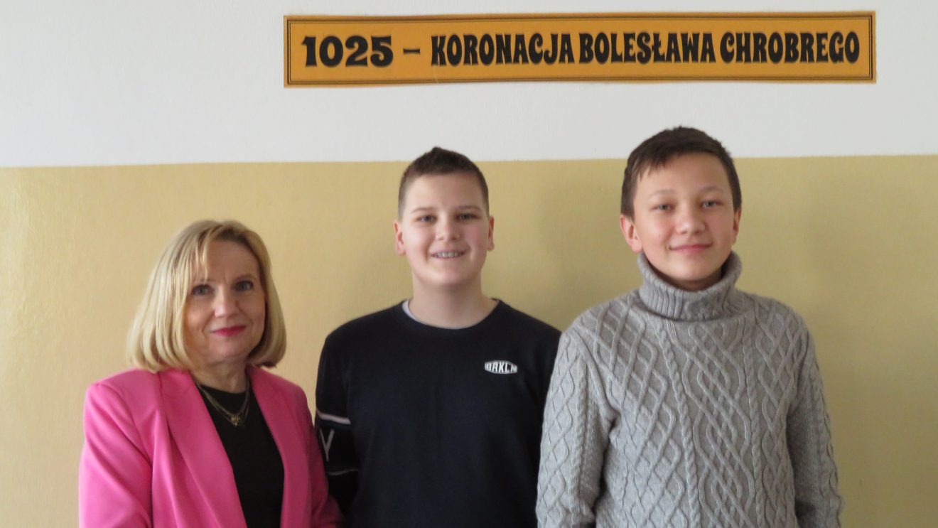 Uczniowie szydłowieckiej „dwójki” zakwalifikowani do ponadwojewódzkiego etapu Ogólnopolskiego Konkursu Historycznego