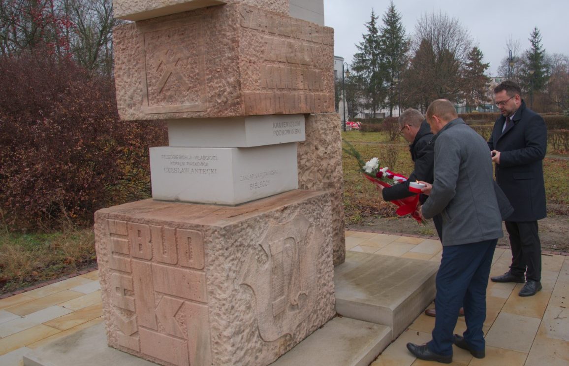 Złożyli hołd Szydłowieckim Kamieniarzom z okazji Barbórki