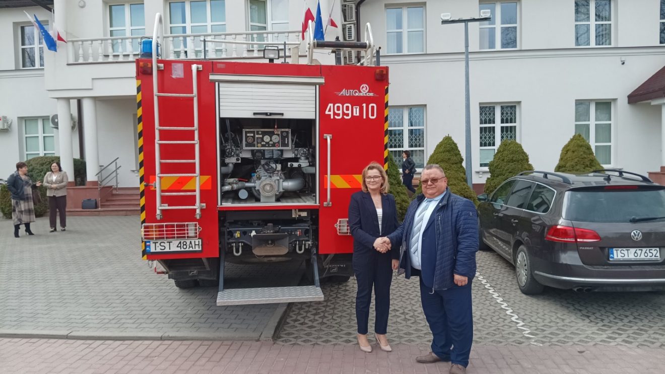 Nowy pojazd ratowniczo-gaśniczy dla OSP Bieszków Górny