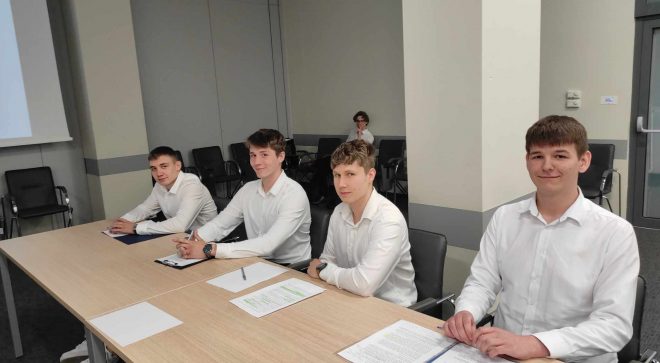 Uczniowie Sienkiewicza z sukcesami